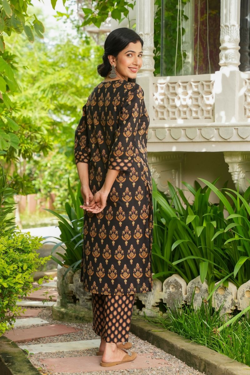 Aramya Straight Soft Cotton Floral Print Women's Kurta - Black
