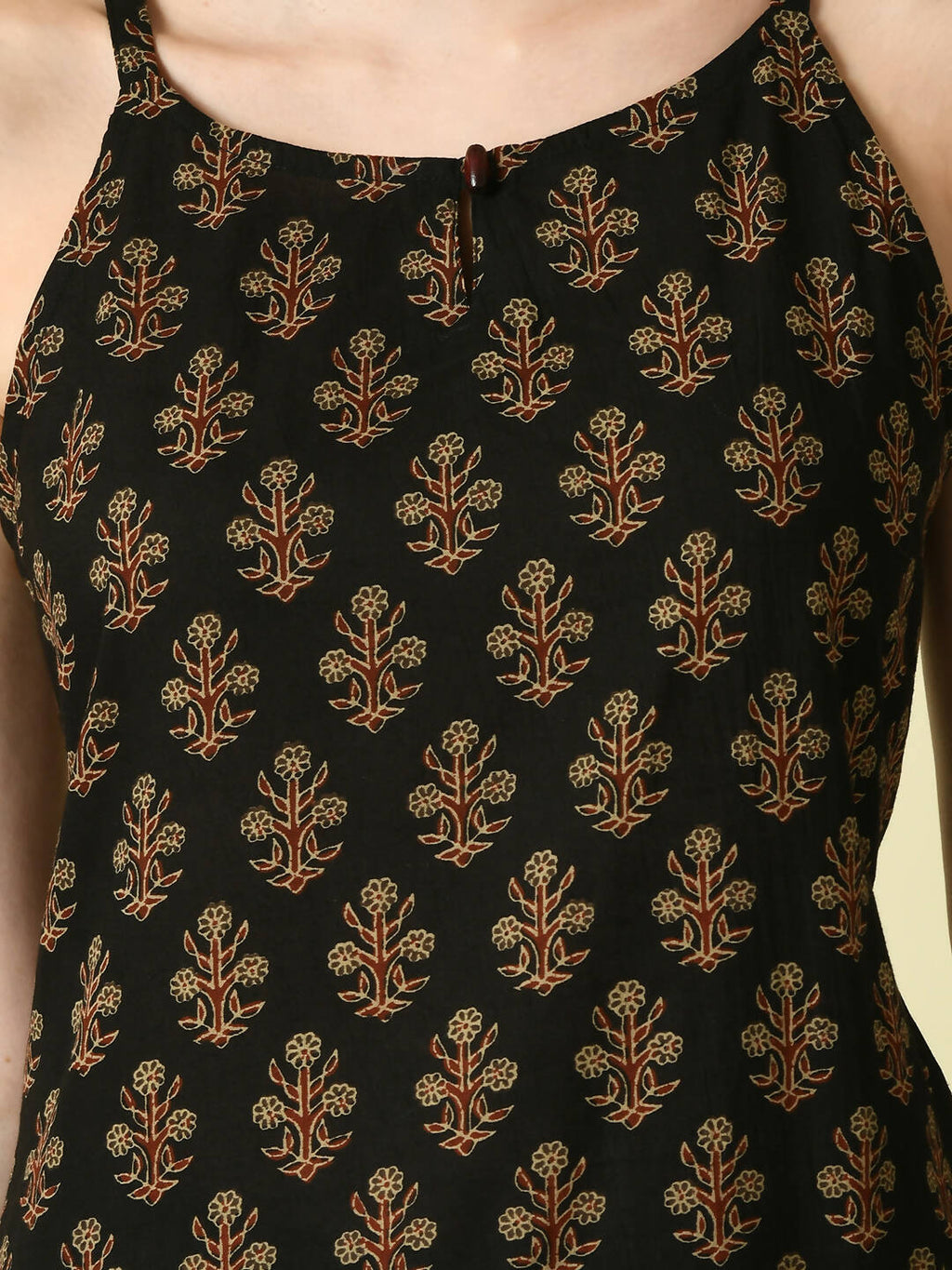 Myshka Women's Black Printed Kurta With Trouser