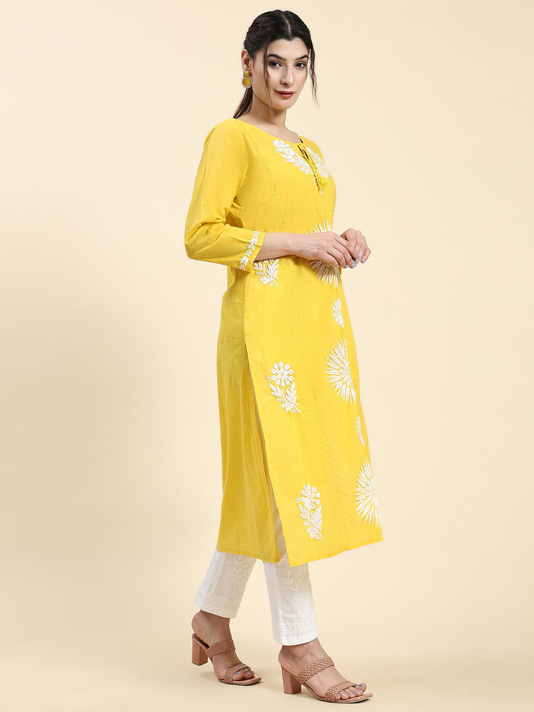 HOUSE OF KARI Embroidered Chikankari Pure Cotton Chikankari Kurta