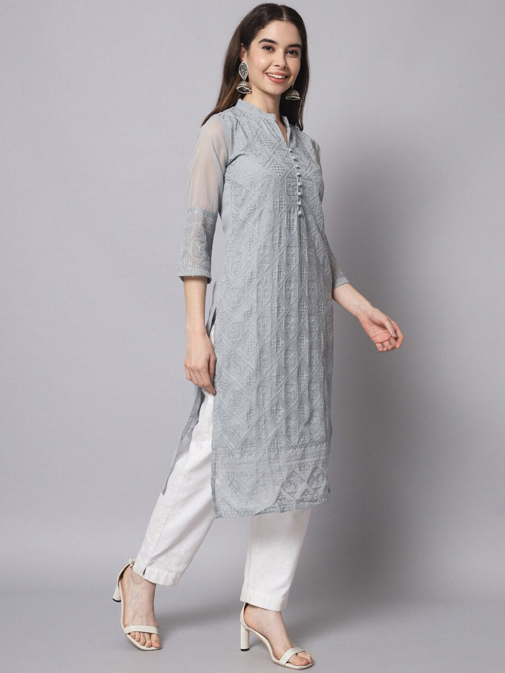 HERE&NOW Women Grey Ethnic Motifs Embroidered Thread Work Georgette Kurta