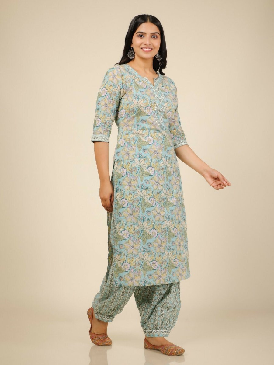 Aramya Blue Soft Cotton Floral Straight Kurta for Women