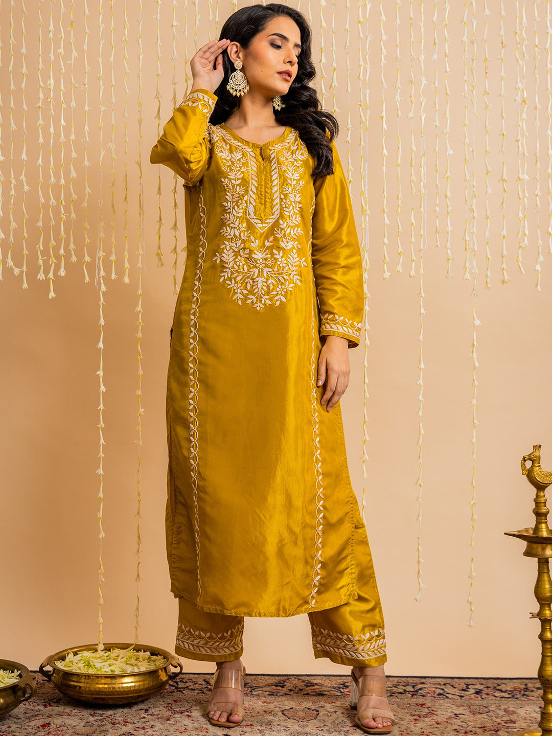 HOUSE OF KARI Floral Embroidered Silk Chikankari Kurta