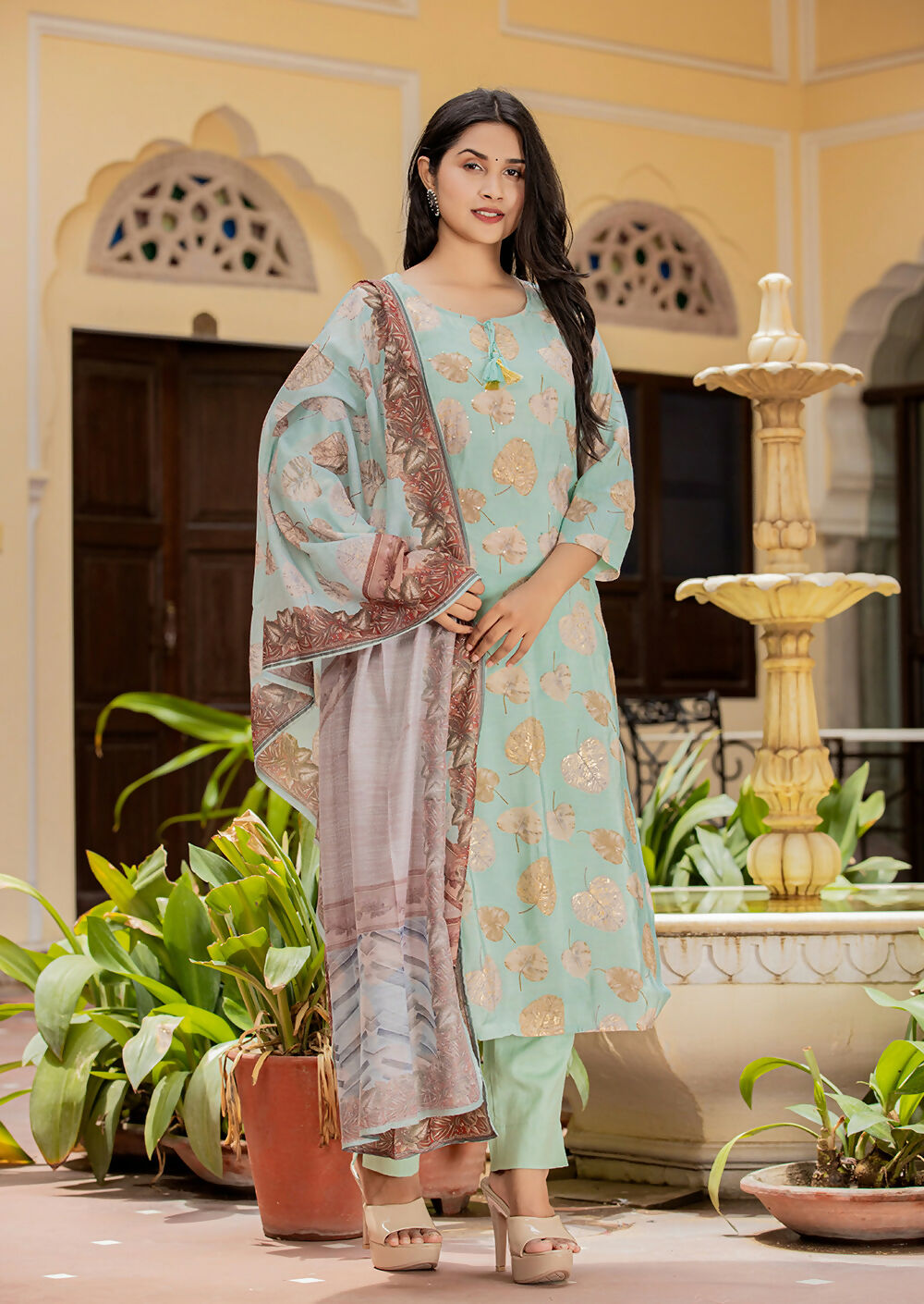 Kaajh Women's Green Modal Silk Printed Kurta Pant Set With Dupatta