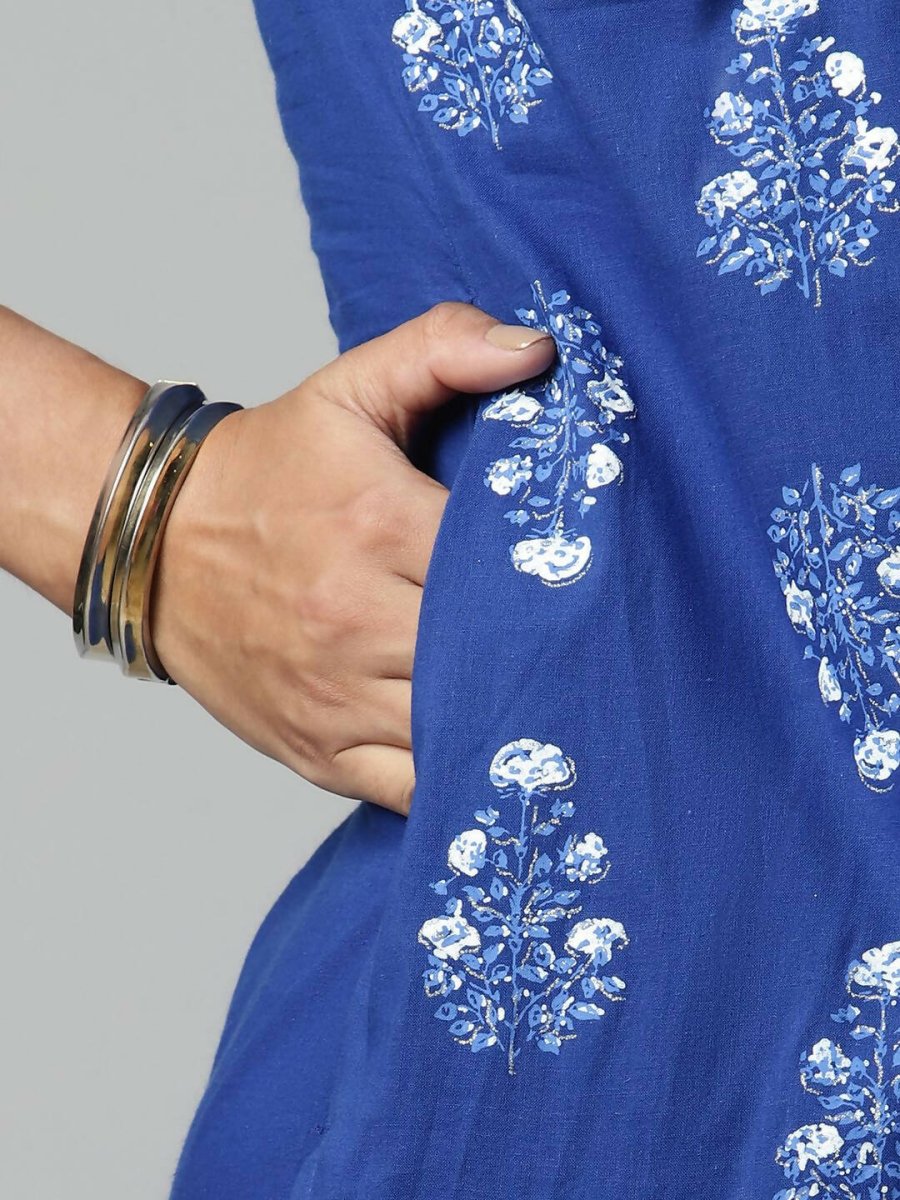 Ahalyaa Womens Beautiful Royal Blue Pure Cotton Printed Kurtas