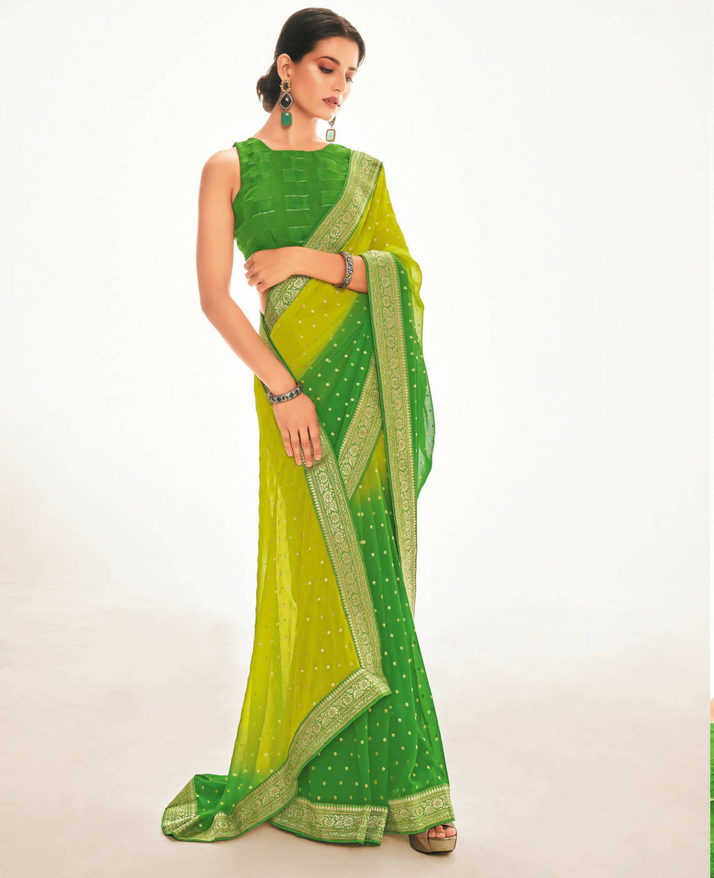 Green Georgette Foil Printed Saree With Unstitched Blouse Piece - Nitya