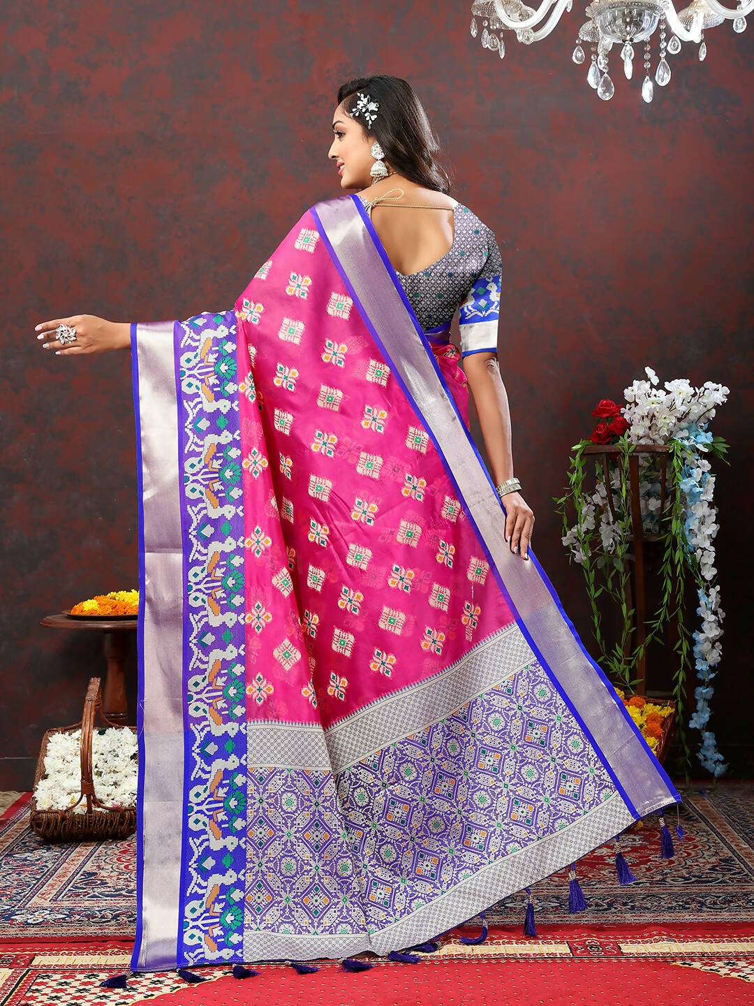 Lorenvalley Fashion Pink Organza Silk Woven Design with Meenakari Weaving Saree
