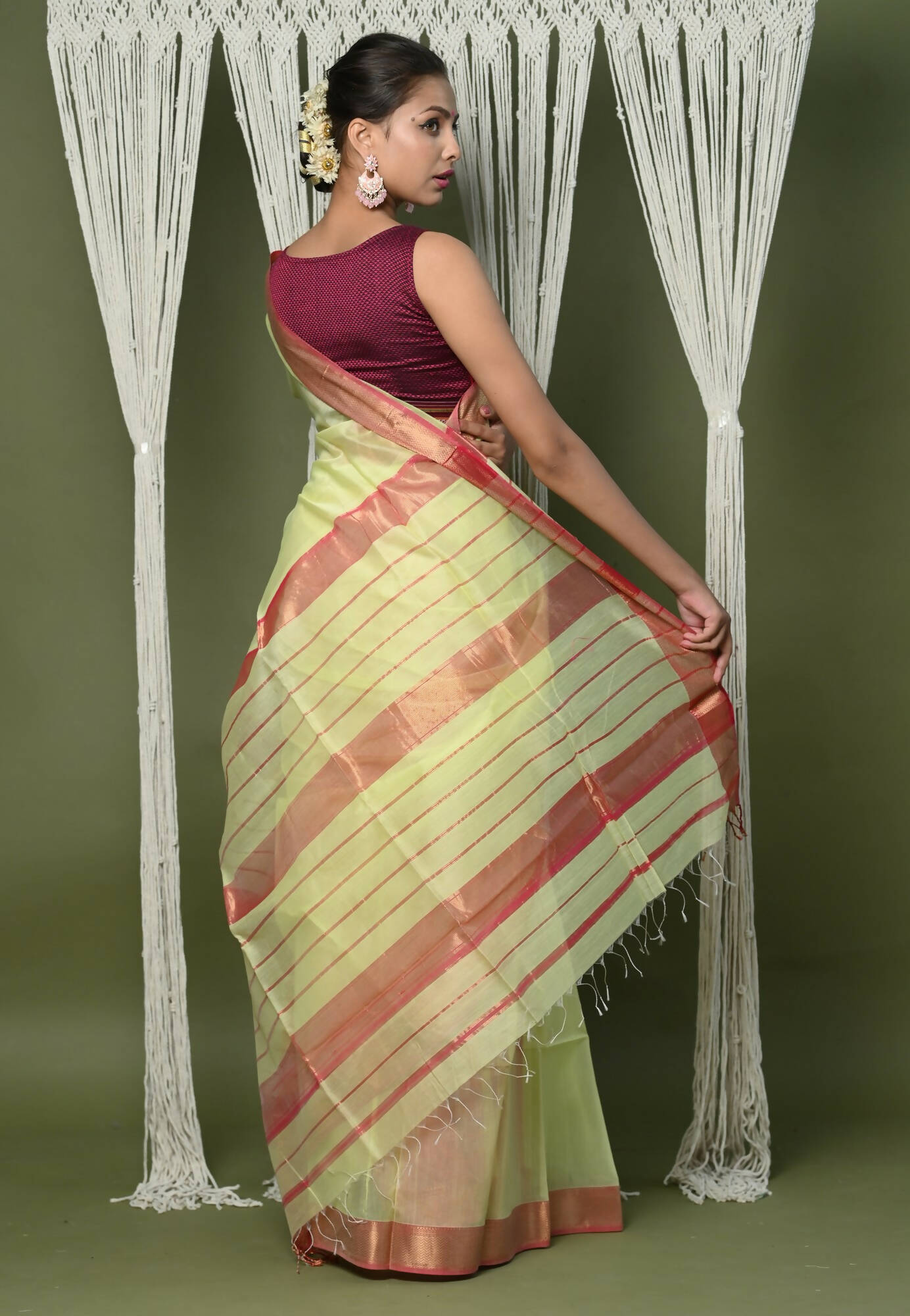Very Much Indian Handloom Cotton Silk Maheshwari Saree With Sleek Golden Border - Chartreuse Green