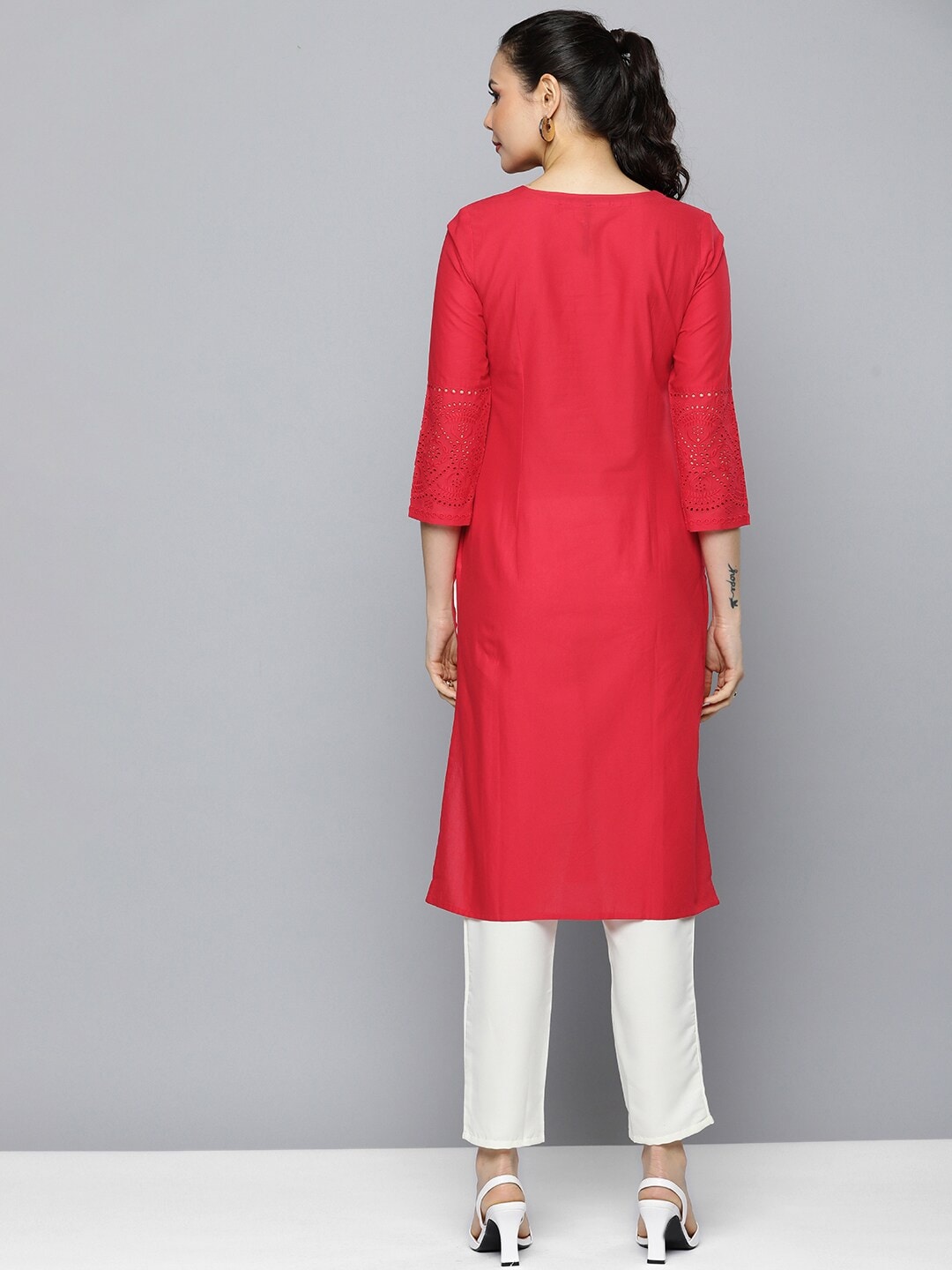 HERE&NOW Women Pure Cotton Floral Embroidered Keyhole Neck Thread Work Kurta