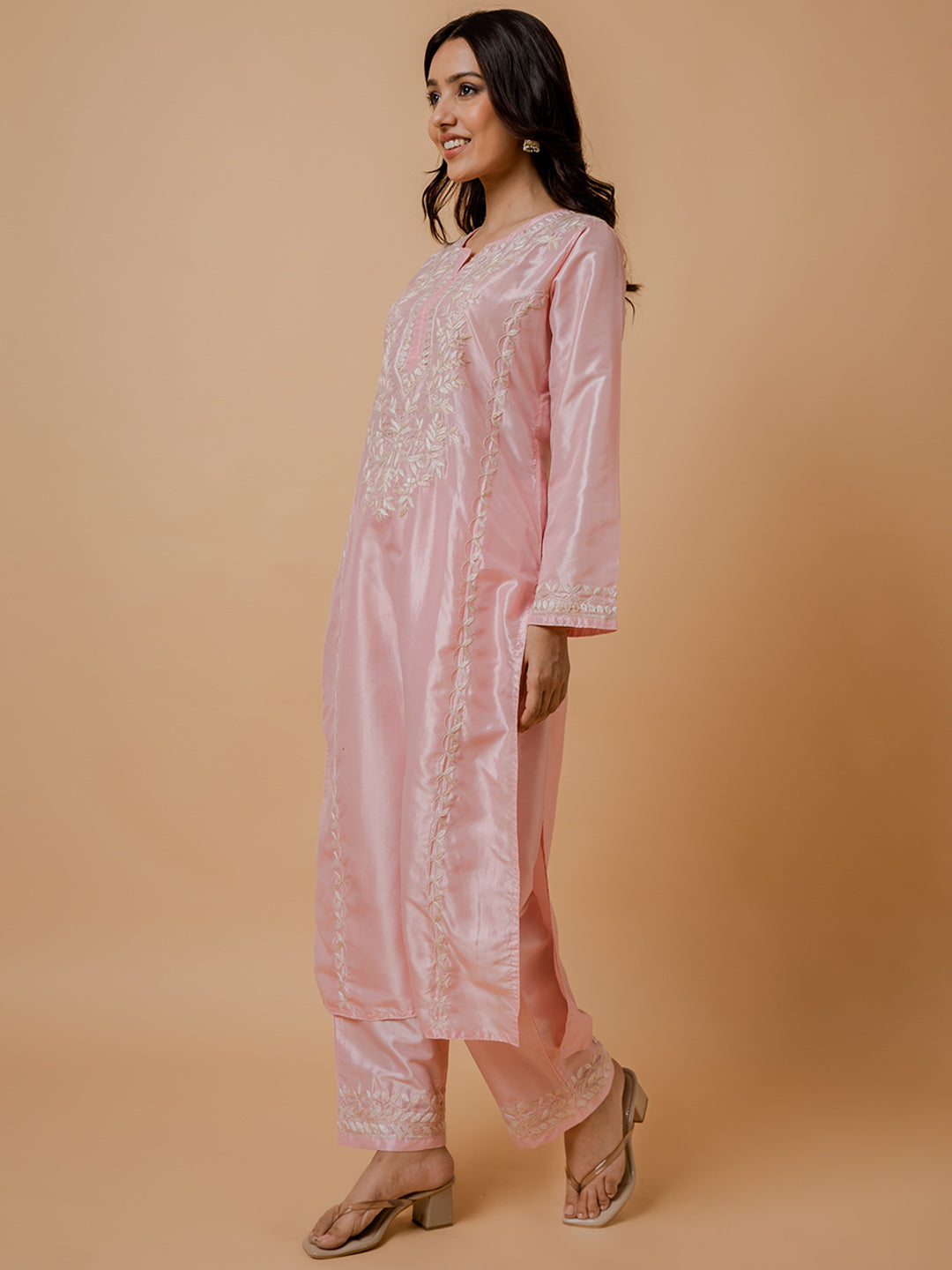 HOUSE OF KARI Floral Embroidered Silk Chikankari Kurta