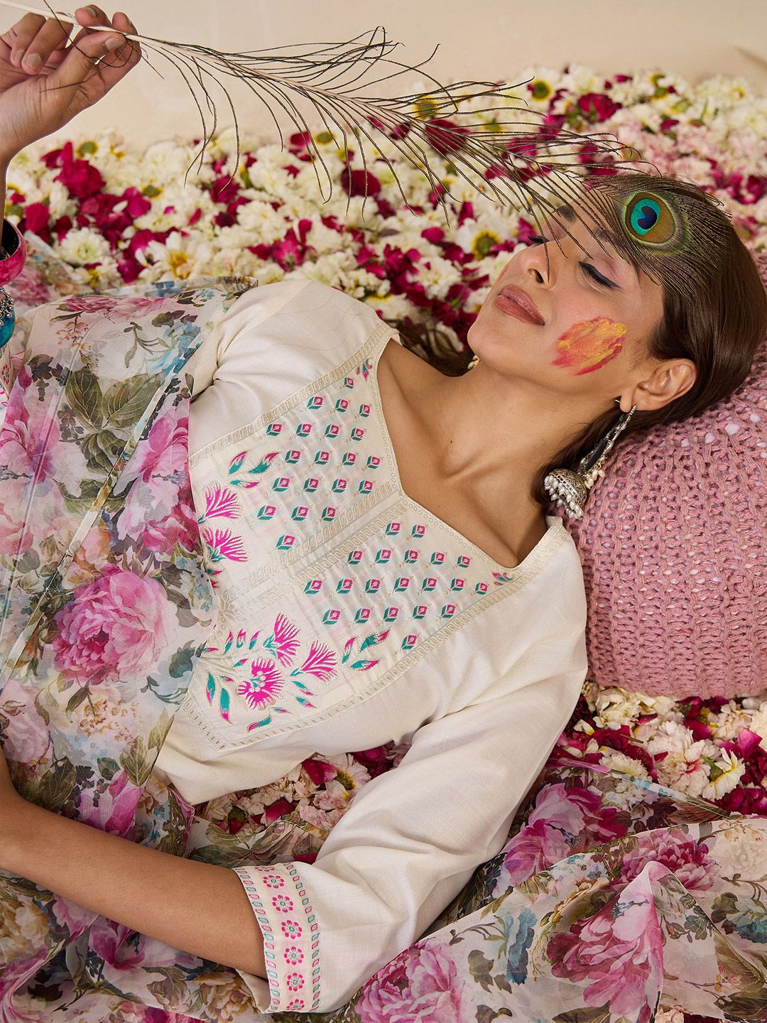 Indo Era Women Floral Yoke Design Regular Thread Work Pure Cotton Kurta with Trousers & With Dupatta