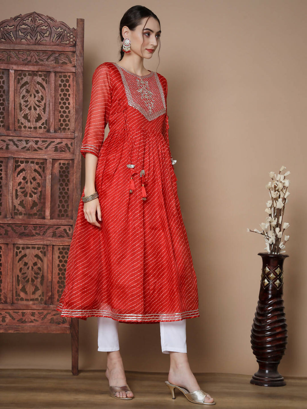 Myshka Women's Red Anarkali Kurta & With Dupatta