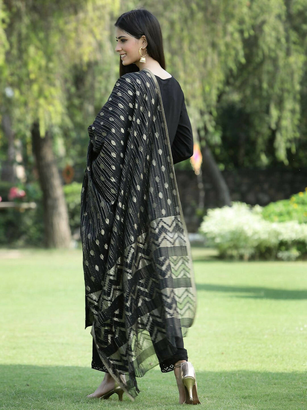 Juniper Women's Black Rayon Embellished Straight Kurta Sets