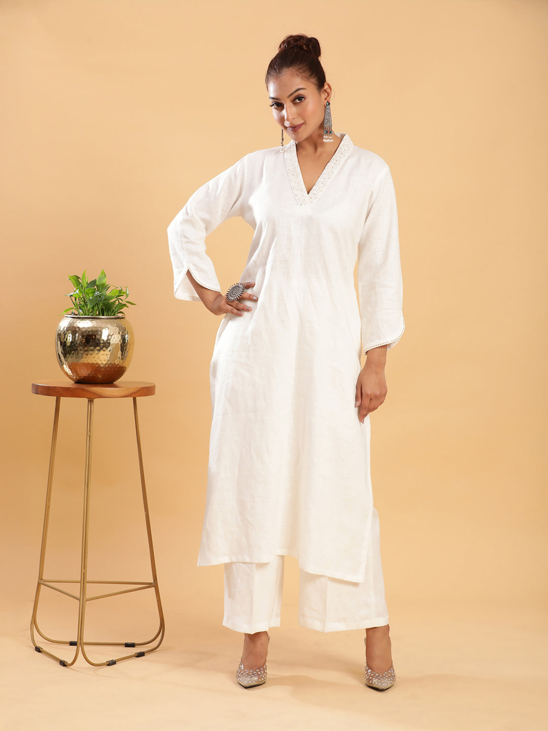 BohoJazz Classic Signature Hand-Embroidered Kurta Pant - White