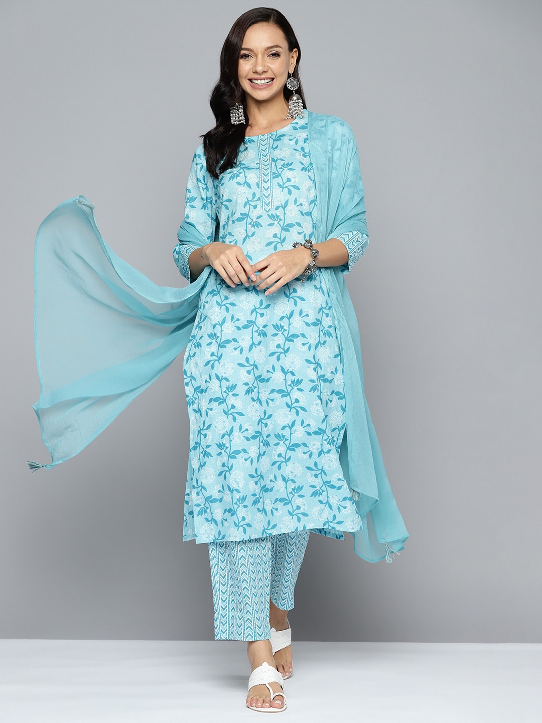 HERE&NOW Women Blue Floral Printed Regular Pure Cotton Kurta with Trousers & With Dupatta