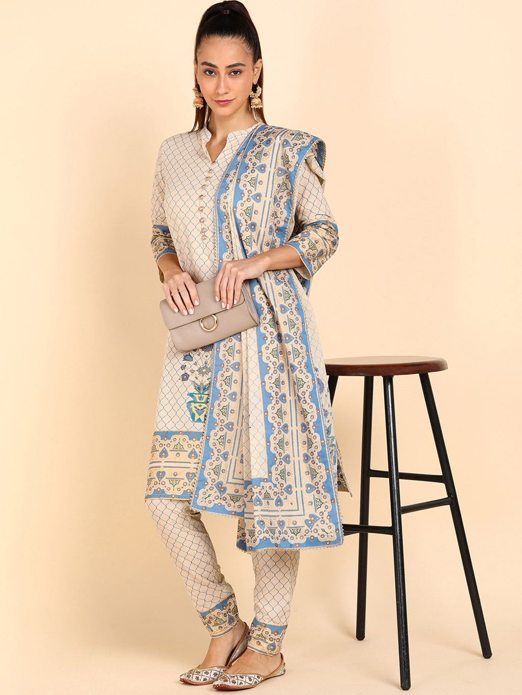 HERE&NOW Women Blue Floral Printed Pure Cotton Kurta with Trousers & With Dupatta