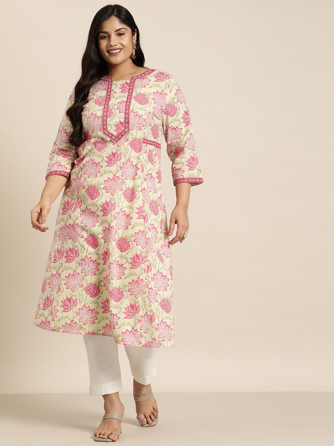 Sztori Plus Size Cotton Floral Print Gotta Patti Kurta