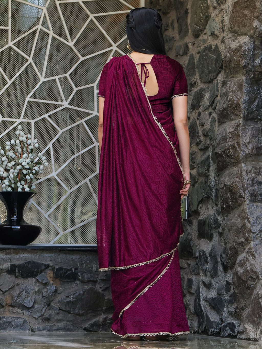 Tikhi Imli Abstract Printed Ready to Wear Saree