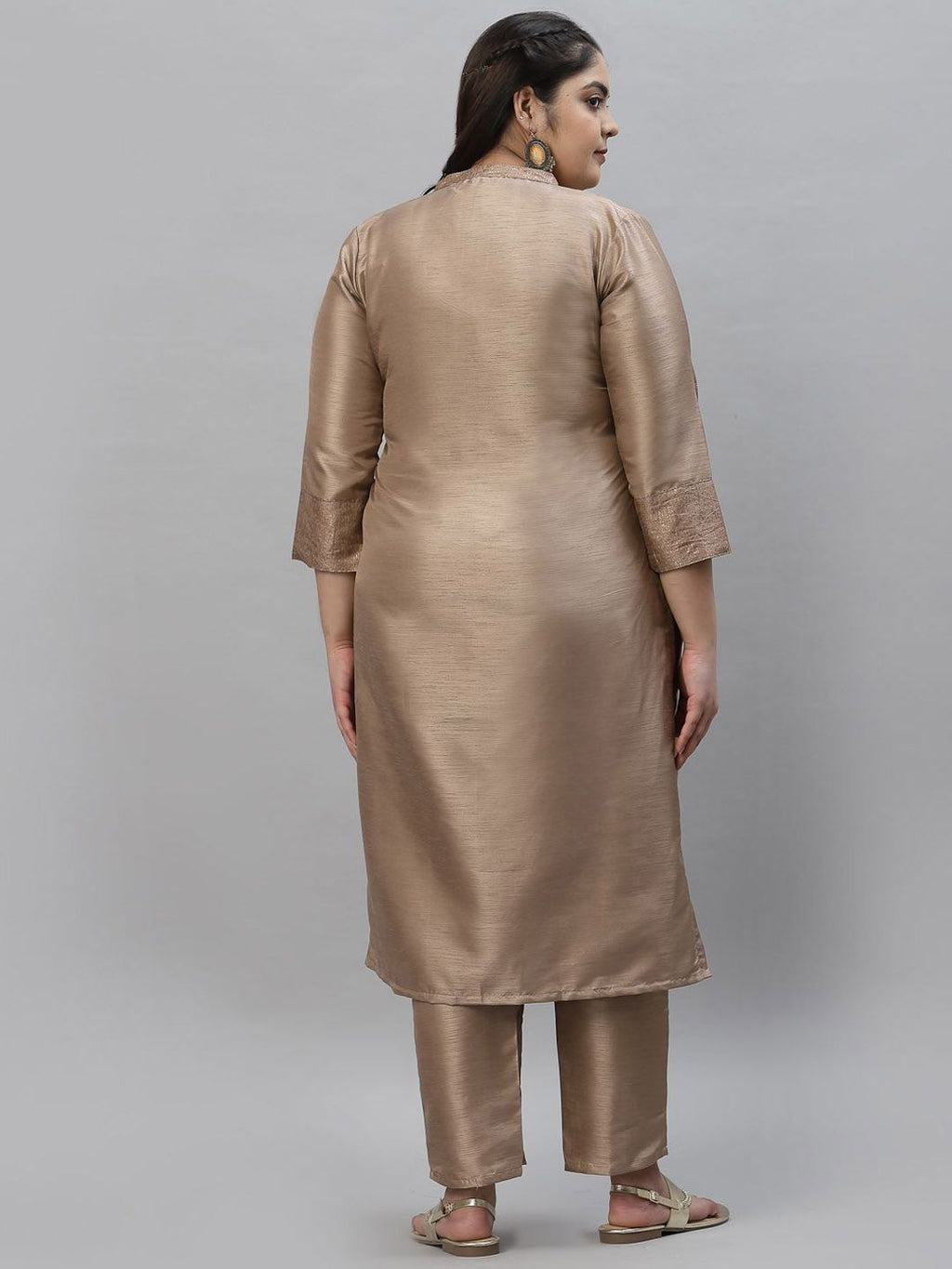 Sztori Plus Size Mandarin Collar Straight Kurta With Trousers