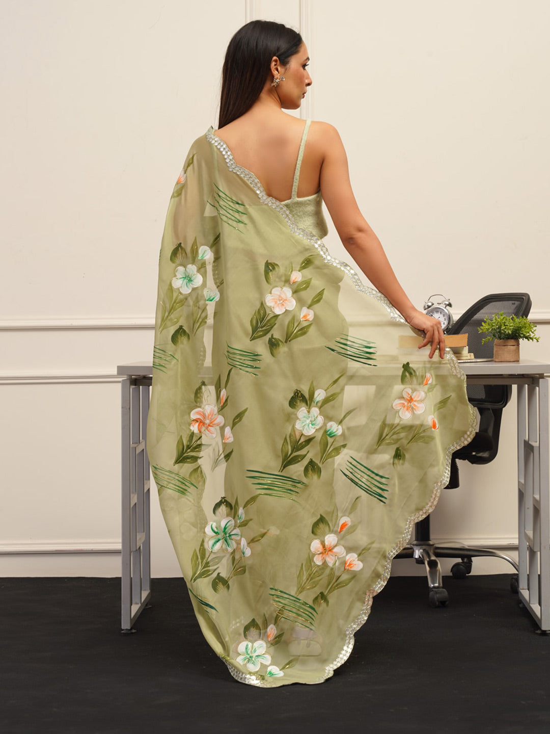 Tikhi Imli Floral Printed Organza Saree
