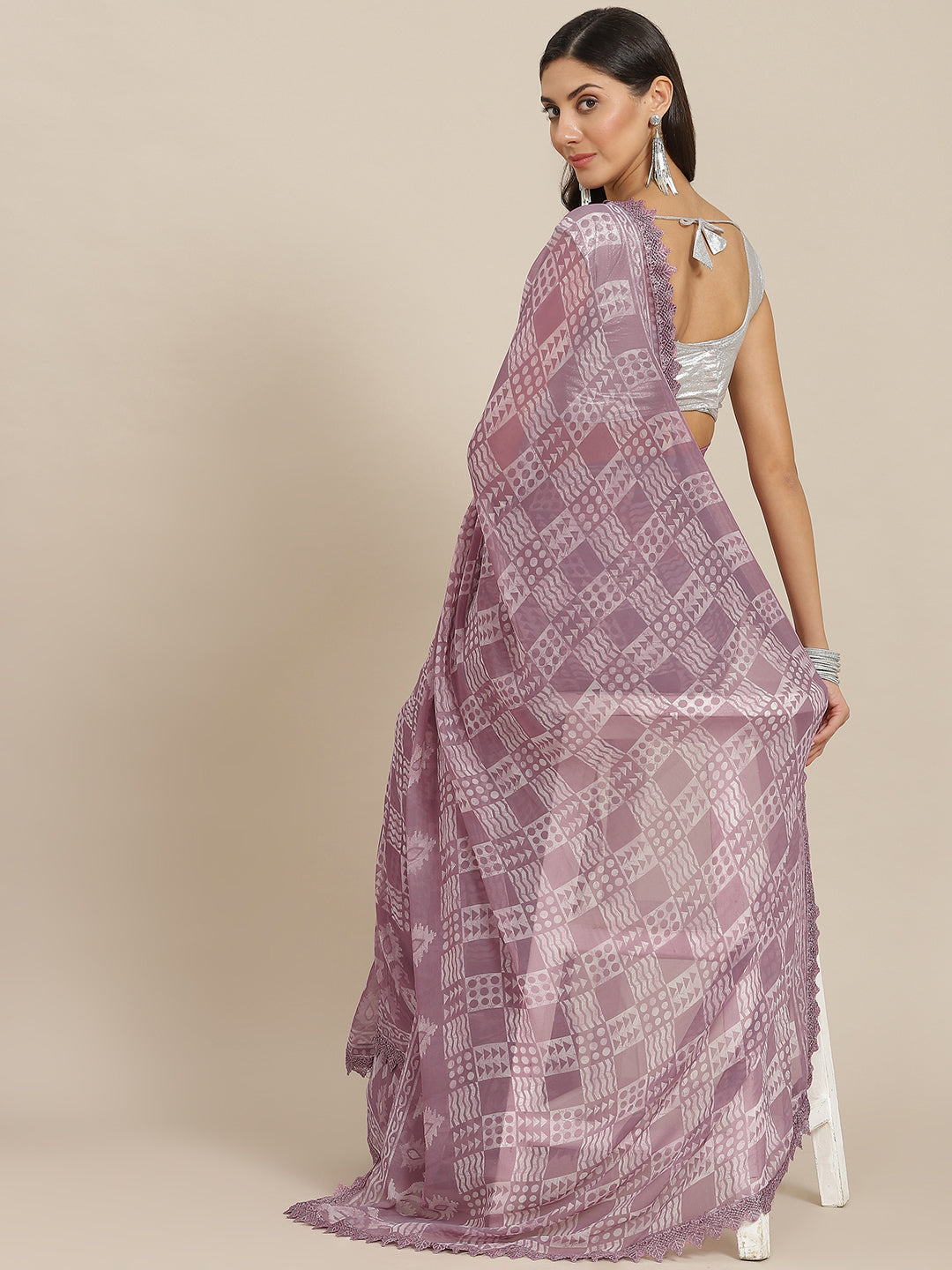 Tikhi Imli Mauve Batik Saree With Chikankari Lace