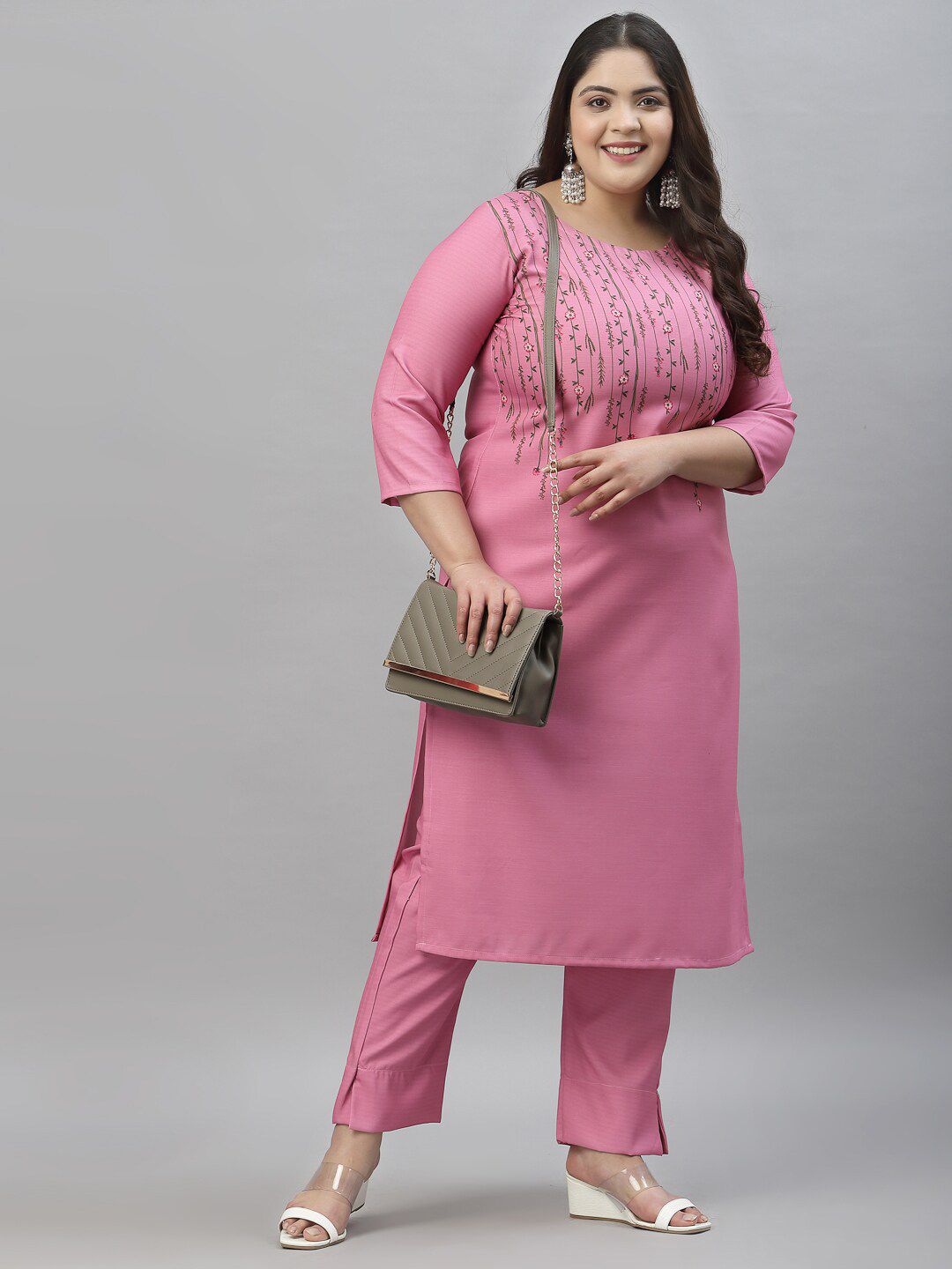 Sztori Plus Size Floral Printed Kurta With Trousers