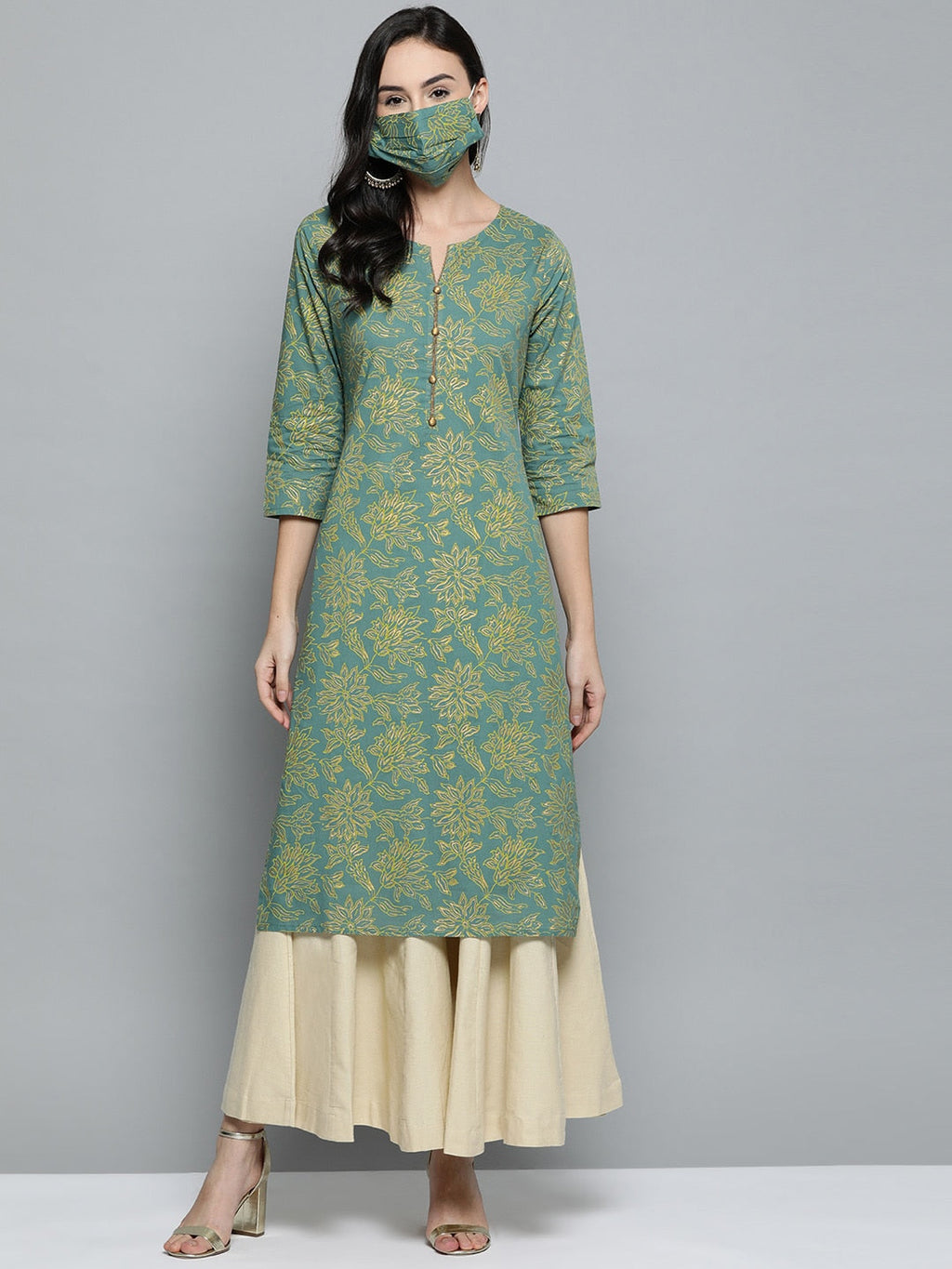 HERE&NOW Women Green & Golden Printed Straight Kurta