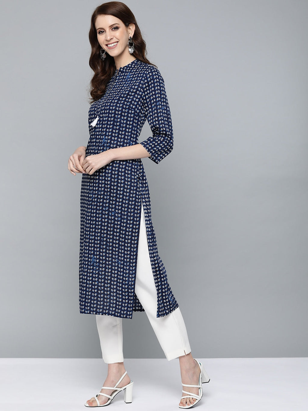 HERE&NOW Women Navy Blue & White Bandhani Print Straight Kurta