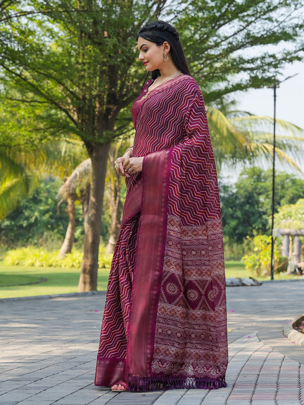 Tikhi Imli Leheriya Printed Zari Ready to Wear Saree