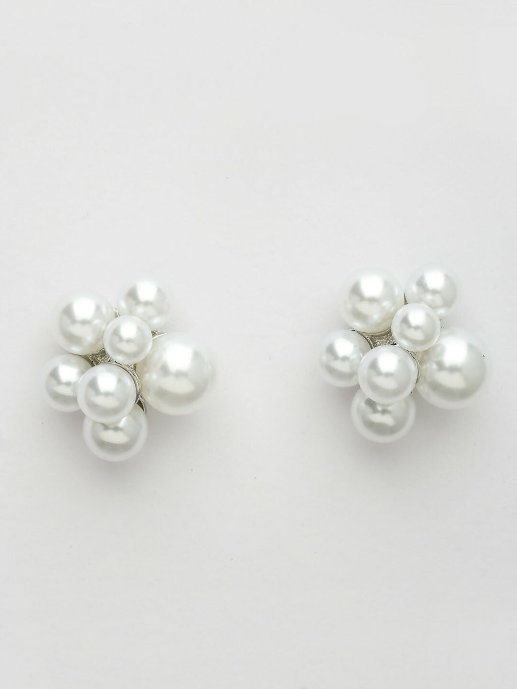 NVR Women's White Pearl Silver-Plated Circular Studs Earring