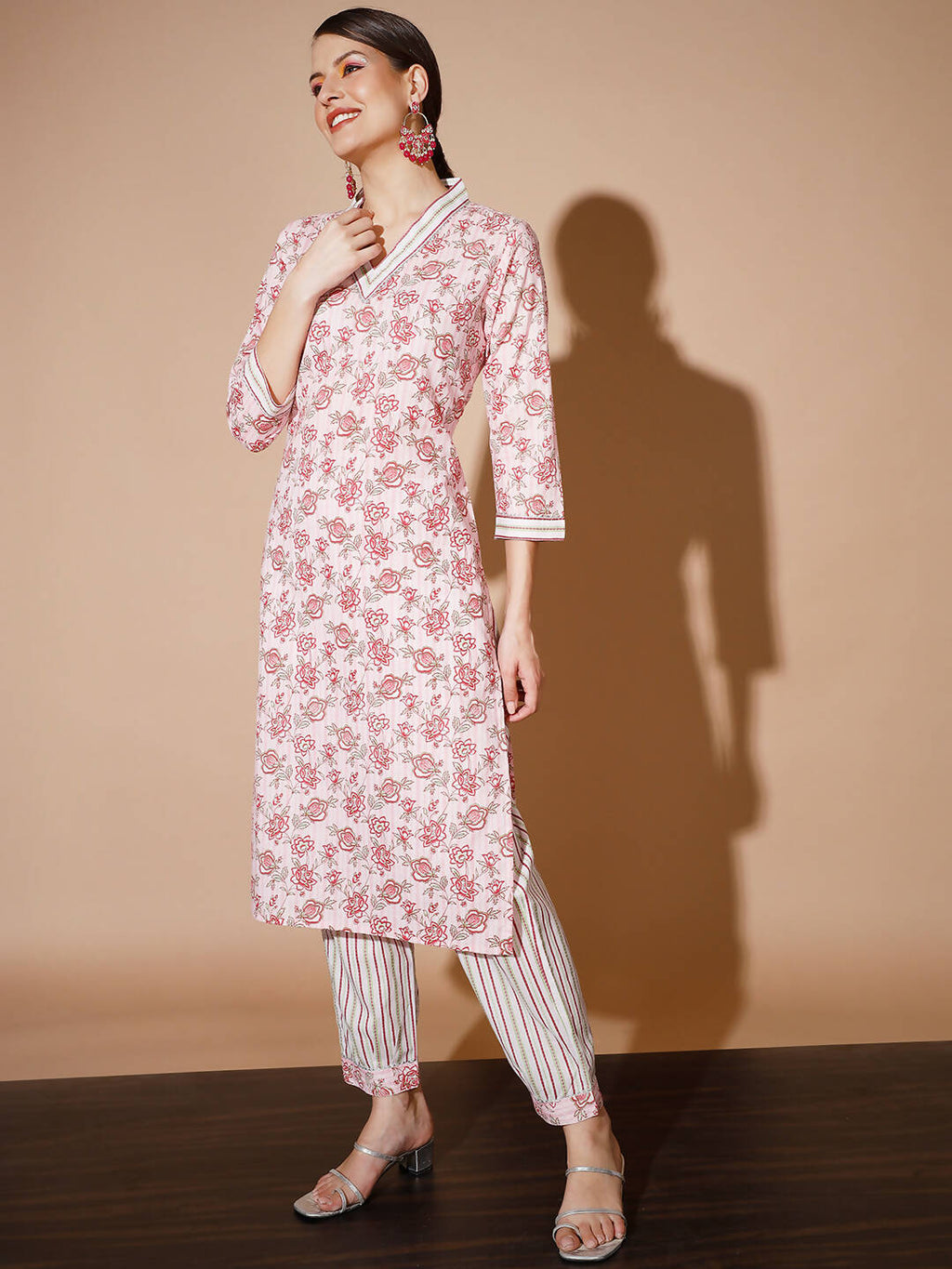 Myshka Women Pink Floral Kurta & Trousers