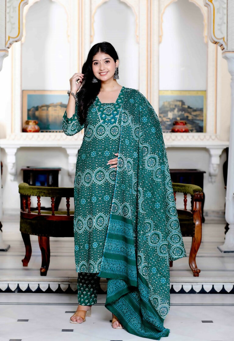 Miravan Women's Cotton Green Floral Printed Straight Pakistani Style Suit Set