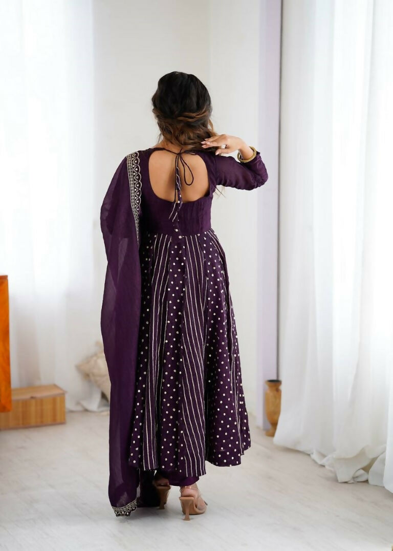 Teeya Creation Violet Color Heavy Crunchy Silk Embroidery Work Gown
