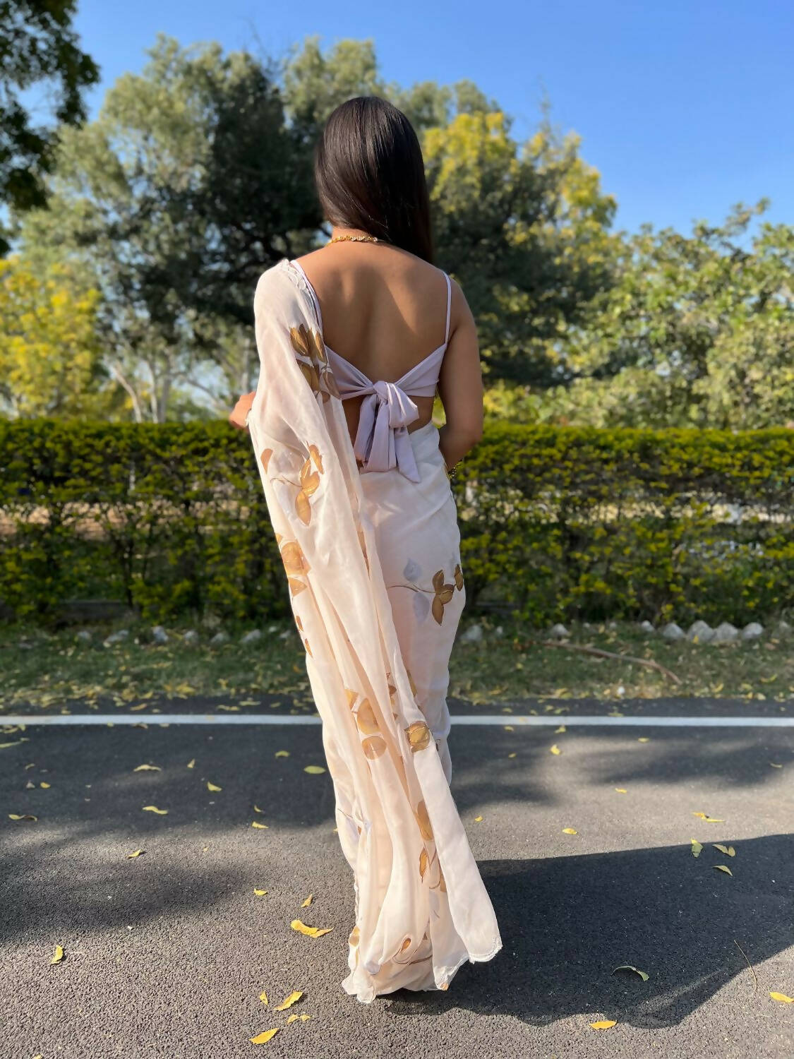 Vamsee Cream Chiffon Designer Saree