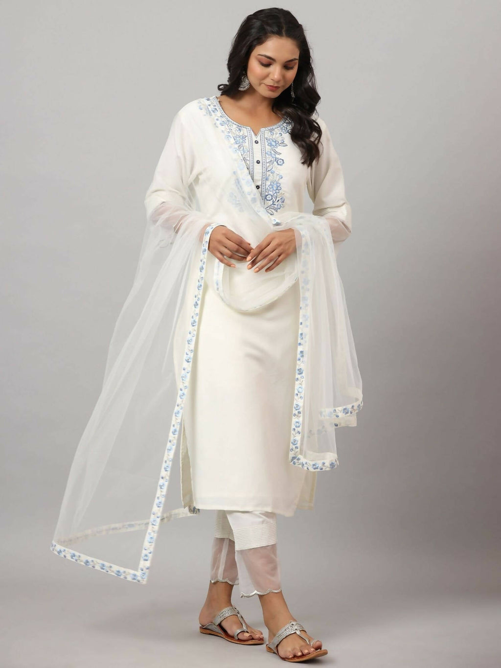 Juniper Women's White Chinnon Solid Embroidered Kurta Set