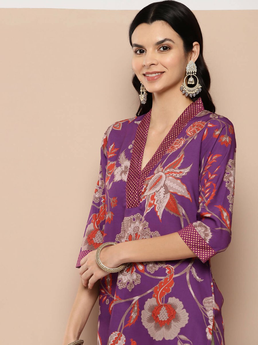 Ahalyaa Women's Traditional wear Kurta - Purple