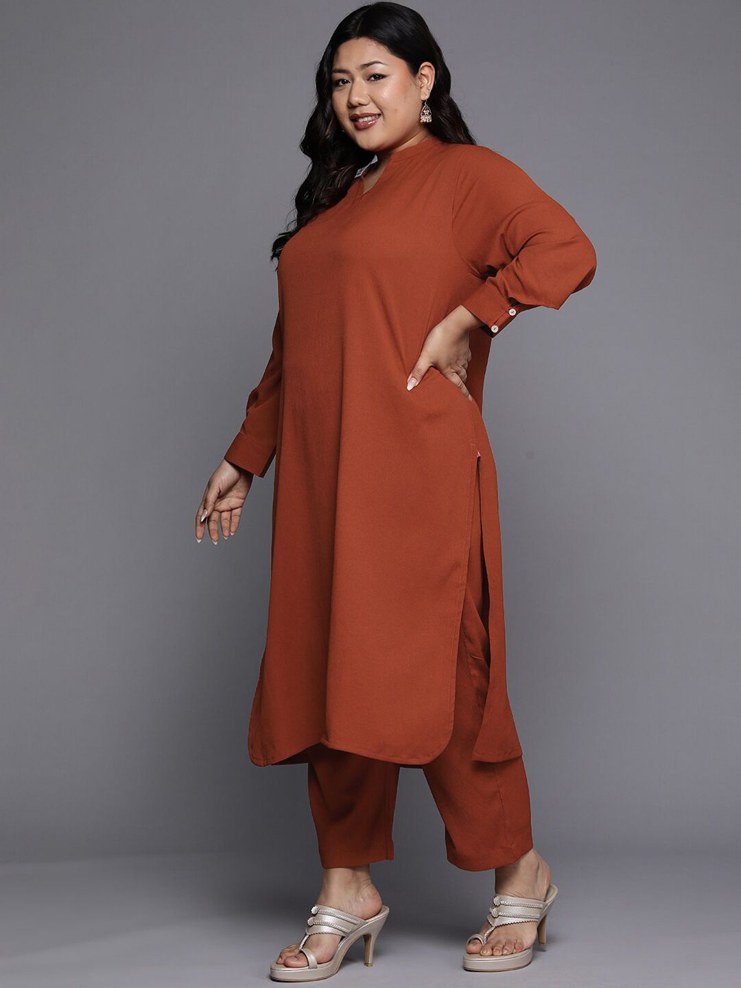 Sztori Plus Size Mandarin Collar Straight Kurta With Trouser