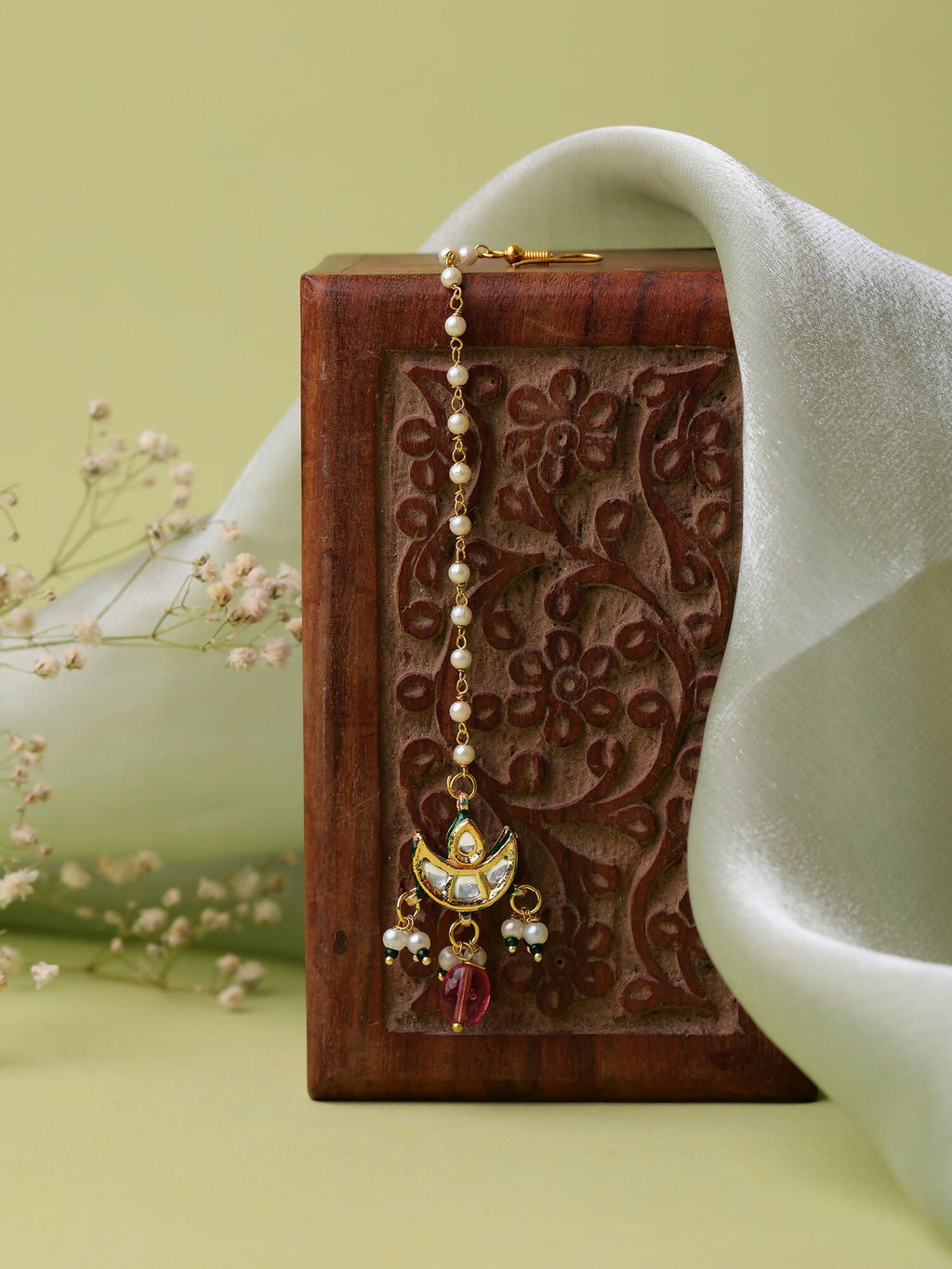 Ruby Raang Gold Polished Maroon Kundan Maang Tikka