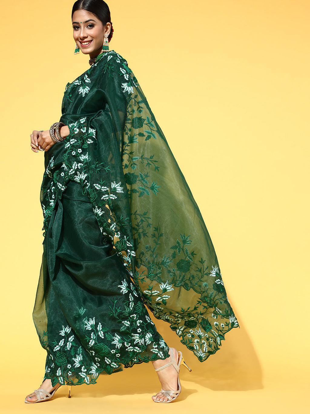 Saree Mall Solid Saree For Women
