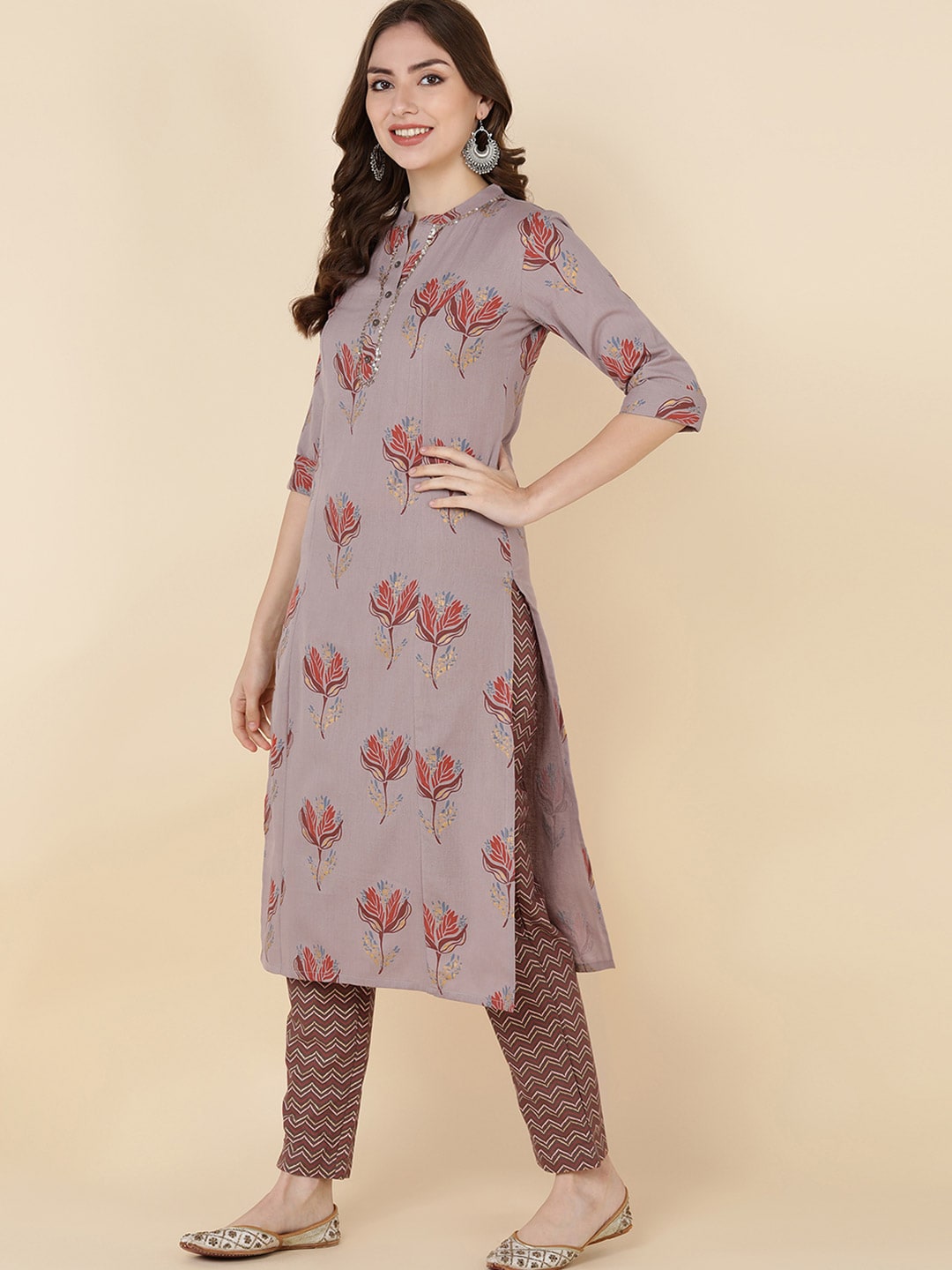 HERE&NOW Women Coffee Brown Floral Embroidered Straight Kurta With Trousers