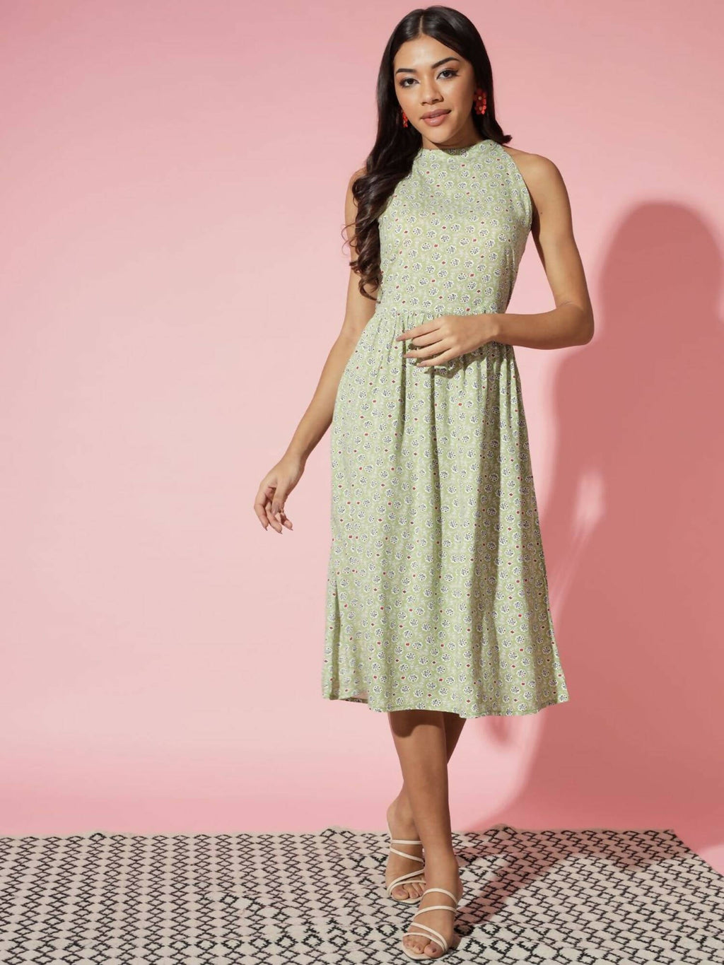 Myshka Women Ethnic Motifs Rayon A-Line Round Neck Green Dress