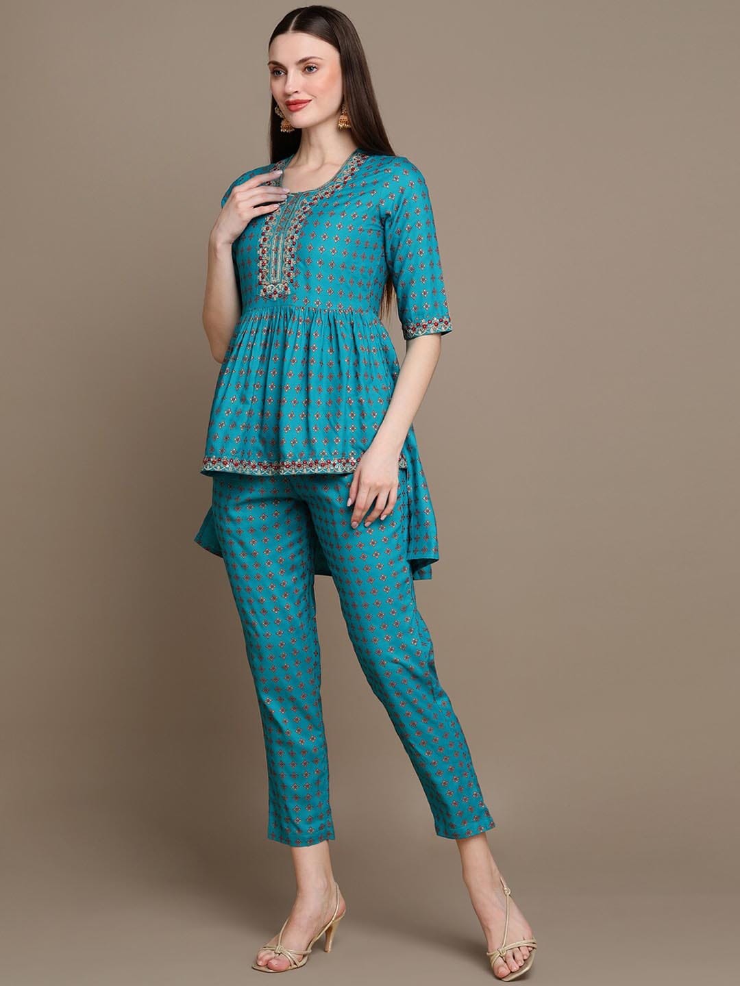 HERE&NOW Ethnic Motifs Embroidered Thread Work & Sequinned High-Low Kurti with Trousers