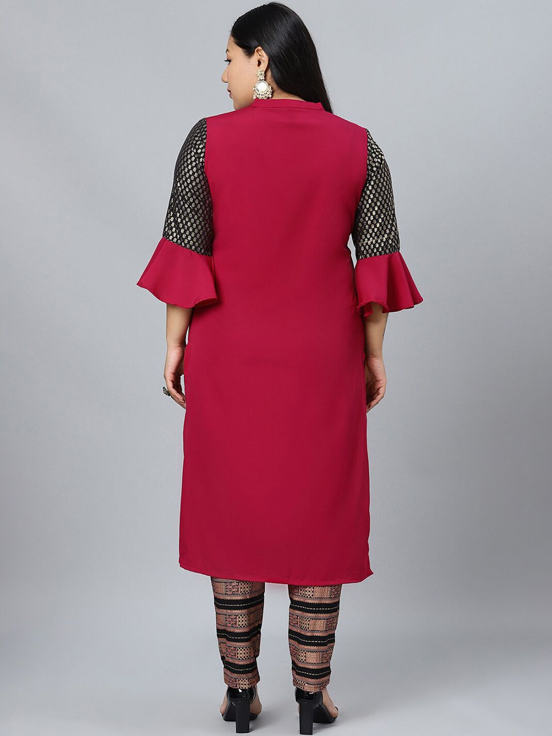 Sztori Plus Size Abstract Printed Straight Kurta with Trousers
