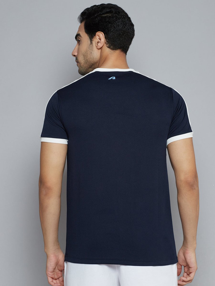 Alcis Men Navy Blue Solid Slim Fit T-shirt