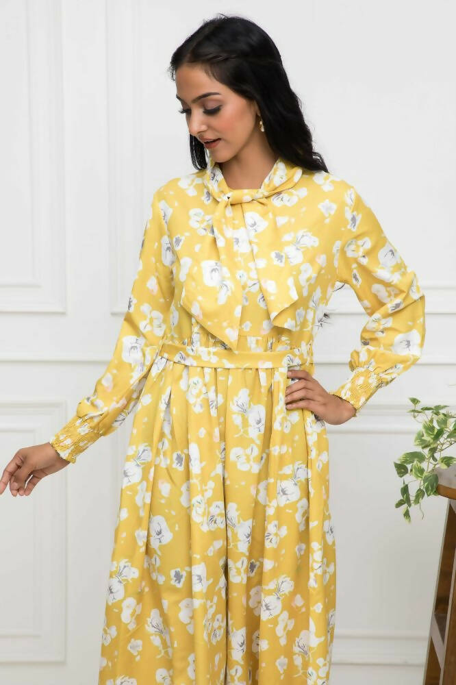 Myshka Women Yellow-Floral Rayon A-Line Shirt Collar Dress