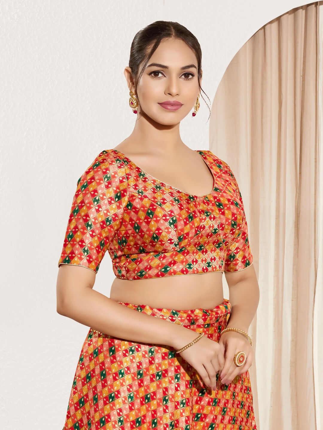 Joban Fashion Red Jacquard Padded Blouse With Round Neck Elbow Sleeves