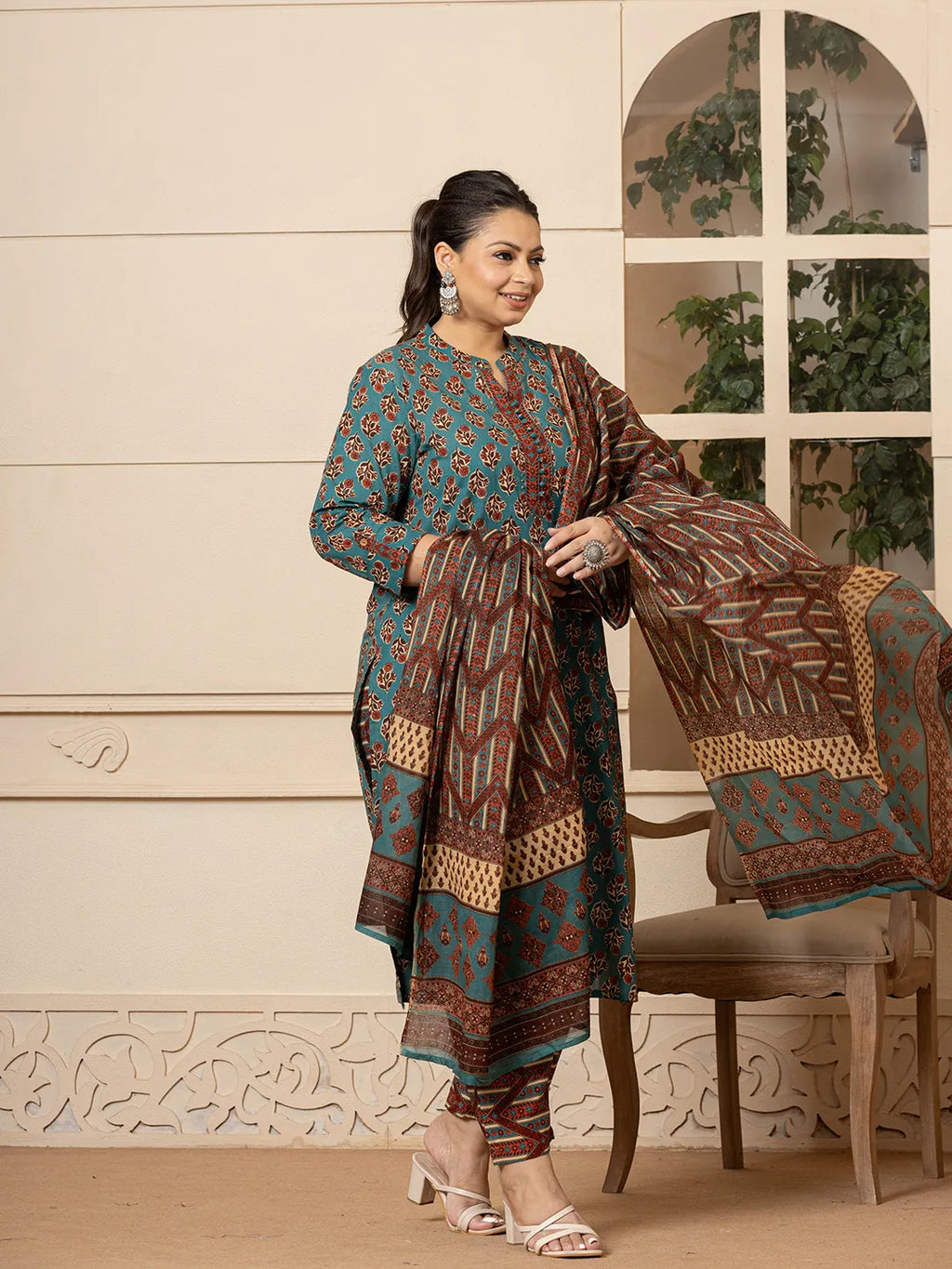 Yufta Floral Print Teal Blue Cotton Plus Size Kurta Set With Dupatta Set
