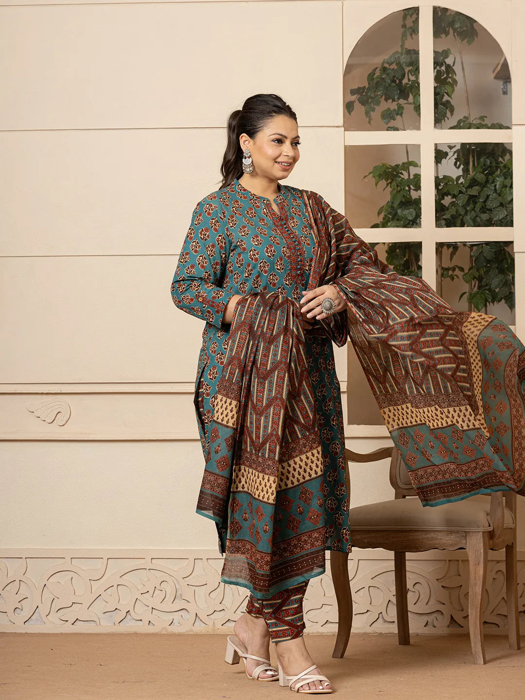 Yufta Floral Print Teal Blue Cotton Plus Size Kurta Set With Dupatta Set