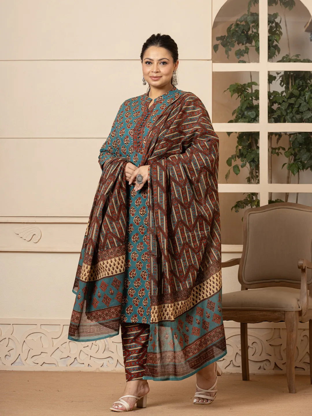 Yufta Floral Print Teal Blue Cotton Plus Size Kurta Set With Dupatta Set