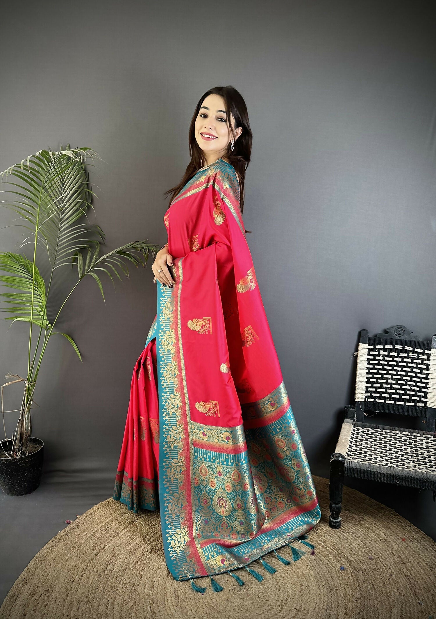 Joban Fashion Hot Pink Banarasi Soft Silk Peacock Butta Work Saree