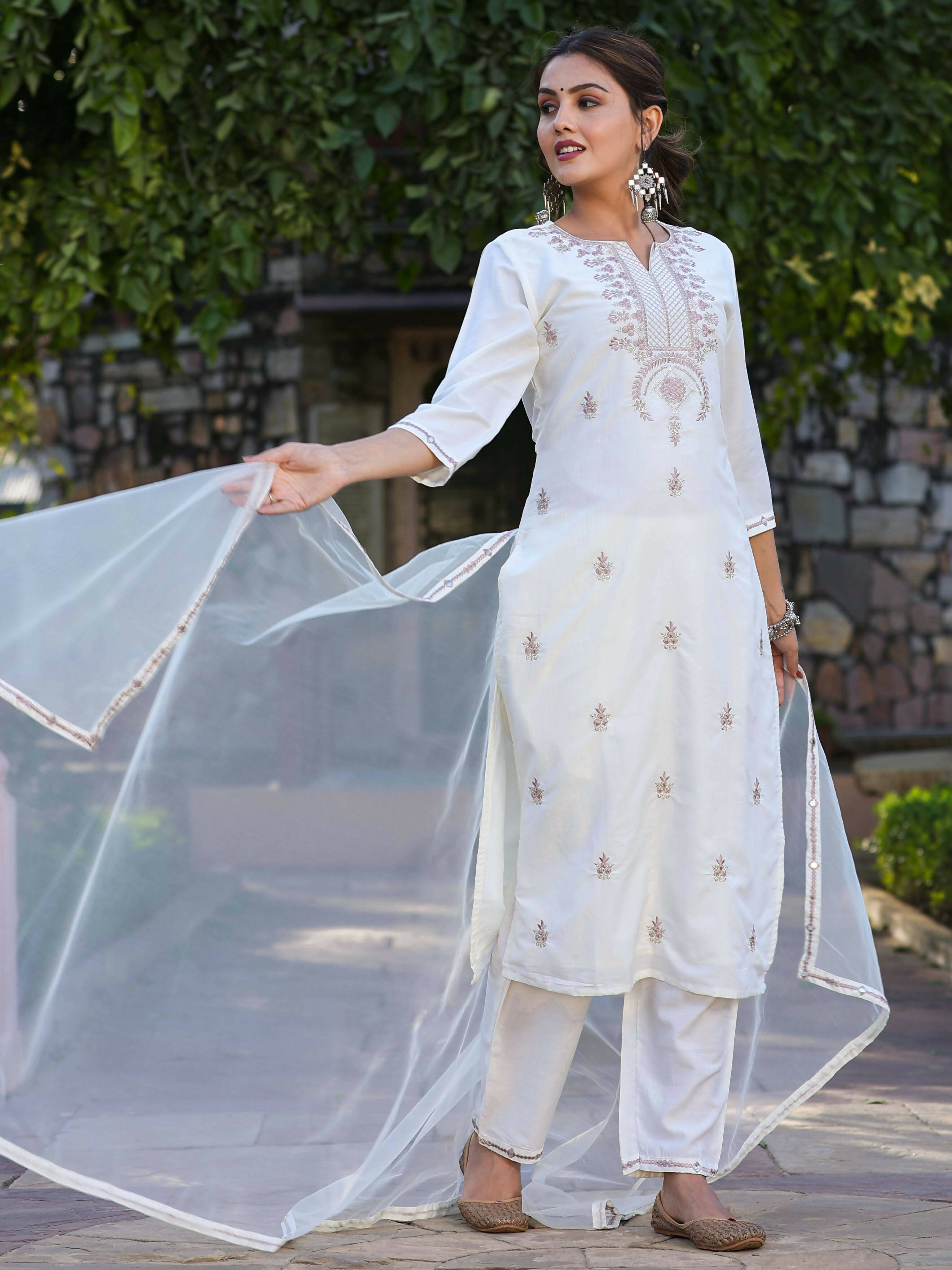 Juniper Women's Off-White Chinnon Embroidered Kurta Pant Dupatta Set